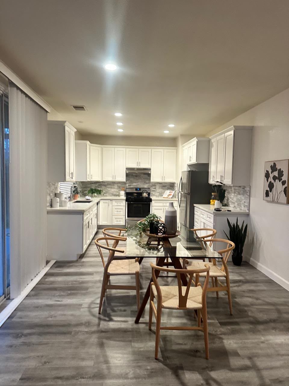 Kitchen & dining cleaned by GlowHaus Cleaning Service